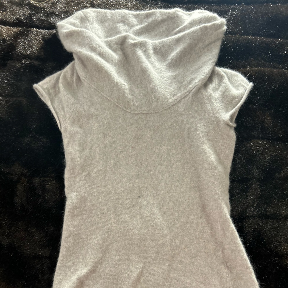 Sleeveless Hooded Knit Sweater Vest - Light Gray